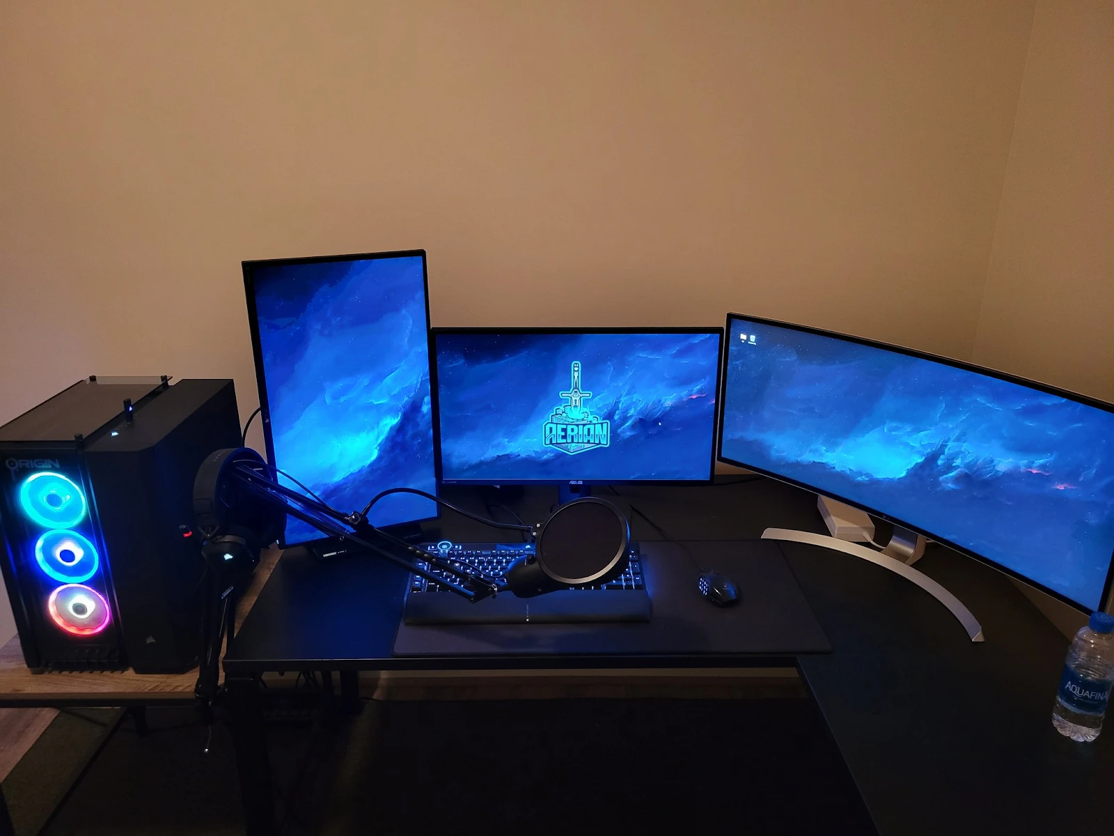 Multi monitor Gaming Setup