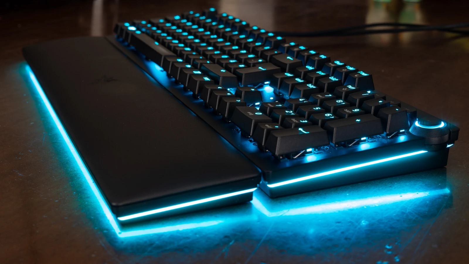 razer huntsman v2 gaming keyboard