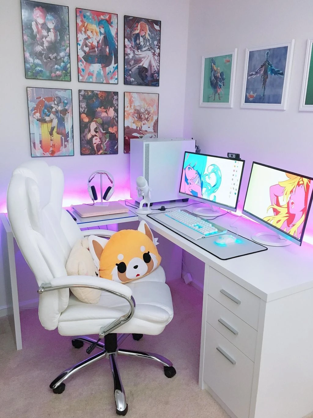 L-shaped computer desk
