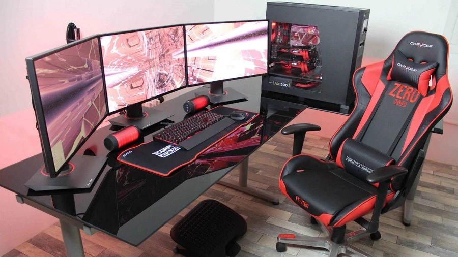 playing monitors