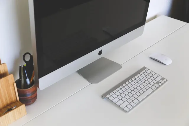 Adjustable Electric Desk For Duel monitor - Dynamic Setups